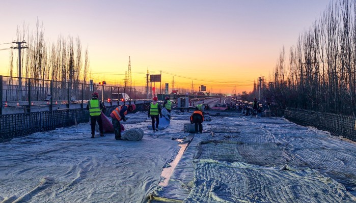 【“三抓三促”行動(dòng) ? 項(xiàng)目建設(shè)】生態(tài)潤(rùn)澤川公司、河西生態(tài)公司在酒泉項(xiàng)目掀起冬季施工“攻堅(jiān)戰(zhàn)”