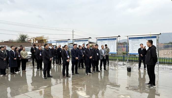 臨洮縣委副書記李清元、縣政協(xié)主席黎輝一行調(diào)研臨洮國家現(xiàn)代農(nóng)業(yè)產(chǎn)業(yè)園智慧農(nóng)業(yè)示范園建設項目