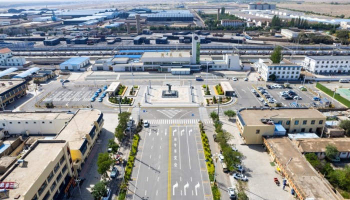 酒泉市肅州區(qū)火車站片區(qū)環(huán)境綜合整治提升工程(一期工程)項(xiàng)目順利通過竣工驗(yàn)收